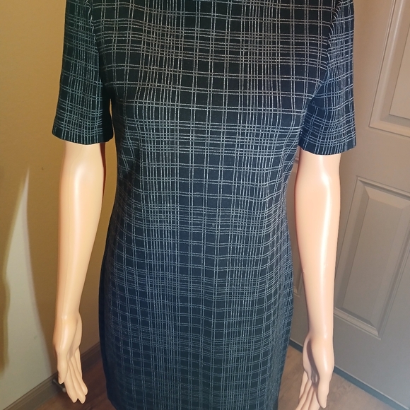 Theory Rijik SS_Structured Knit Dress - Picture 2 of 12